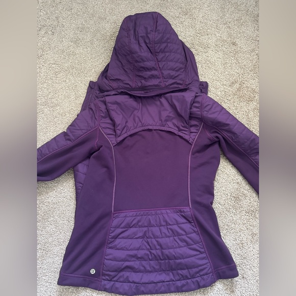 Lululemon Down For It All Jacket 4 - Picture 4 of 4